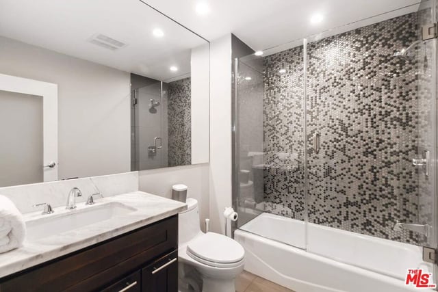 3200 Wrightwood Drive, Studio City, CA 91604 — photo 33 of 40