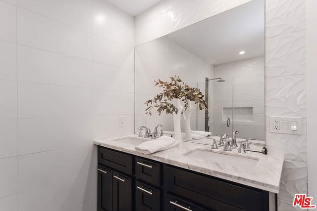 3200 Wrightwood Drive, Studio City, CA 91604 — photo 35 of 40