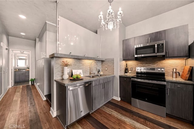 3810 Wilshire Boulevard 909, Los Angeles, CA 90010 — photo 14 of 39