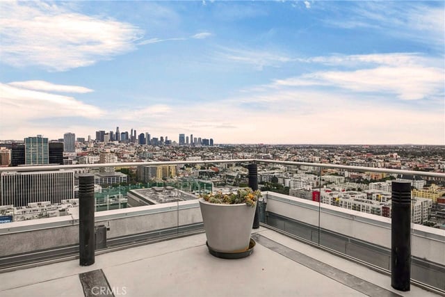 3810 Wilshire Boulevard 909, Los Angeles, CA 90010 — photo 25 of 39