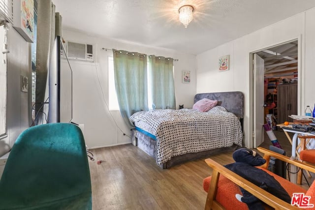 1807 N Van Ness Avenue, Los Angeles, CA 90028 — photo 12 of 42