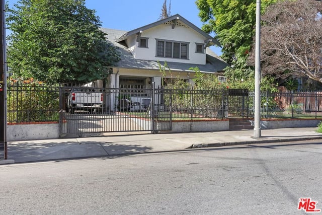 1807 N Van Ness Avenue, Los Angeles, CA 90028 — photo 3 of 42