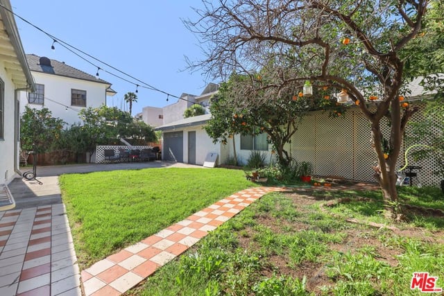 1807 N Van Ness Avenue, Los Angeles, CA 90028 — photo 5 of 42