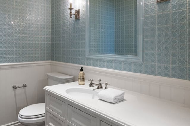 1676 Alta Mura Road, Pacific Palisades, CA 90272 — photo 16 of 47