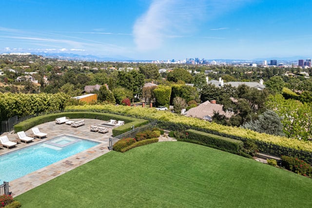 1676 Alta Mura Road, Pacific Palisades, CA 90272 — photo 41 of 47