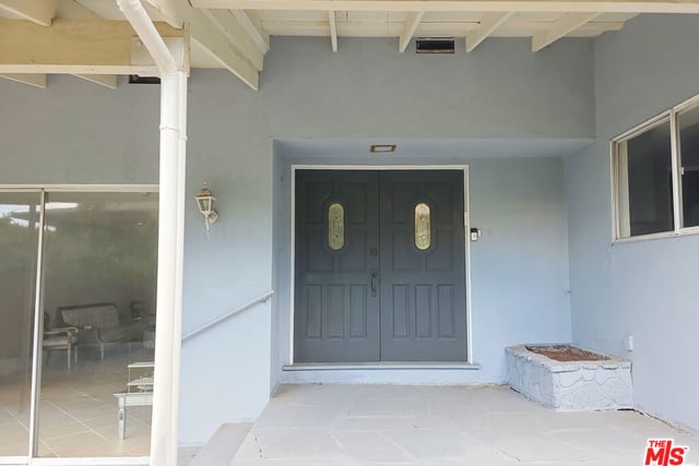 4348 Sepulveda Boulevard, Sherman Oaks, CA 91403 — photo 2 of 4