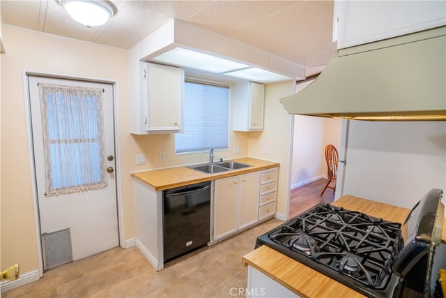 720 W Santa Maria Space 14, Santa Paula, CA 93060 — photo 10 of 31