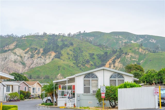 720 W Santa Maria Space 14, Santa Paula, CA 93060 — photo 27 of 31