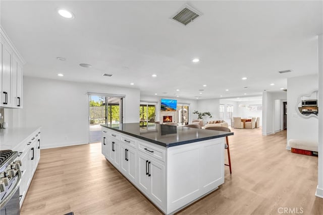 23245 Gonzales Drive, Woodland Hills, CA 91367 — photo 21 of 46