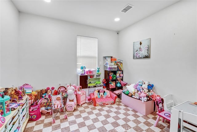 23245 Gonzales Drive, Woodland Hills, CA 91367 — photo 31 of 46