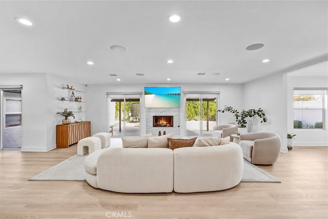 23245 Gonzales Drive, Woodland Hills, CA 91367 — photo 9 of 46
