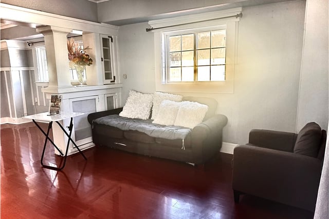 2129 W 30th, Los Angeles, CA 90018 — photo 8 of 37