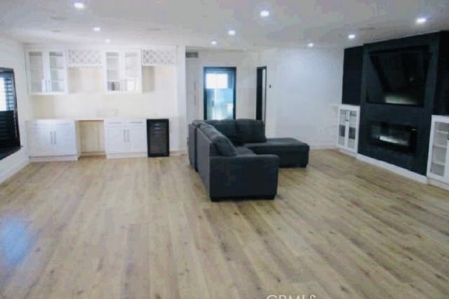 13877 Astoria, Sylmar, CA 91342 — photo 4 of 8