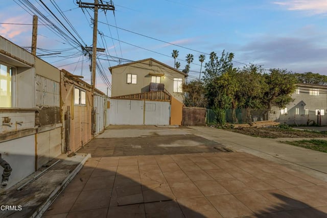 425 W 1st Street, Oxnard, CA 93030 — photo 19 of 21