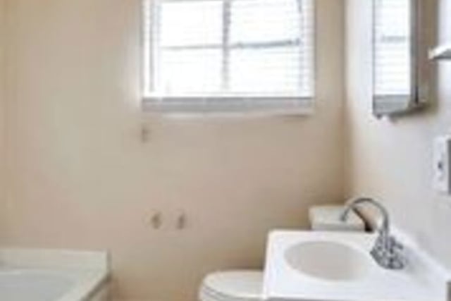 4063 ABOURNE Road B, Los Angeles, CA 90008 — photo 9 of 9