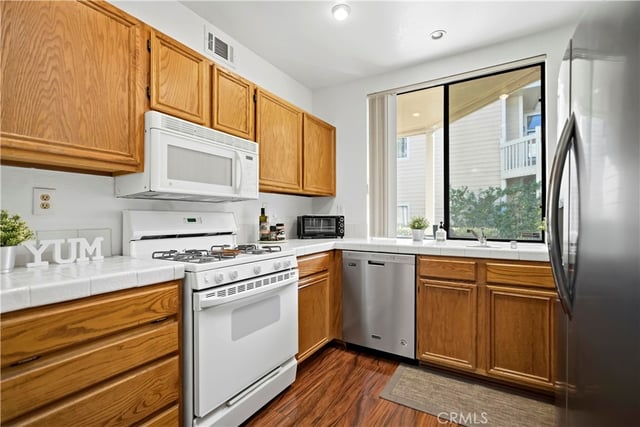 4900 N Grand Avenue 215, Covina, CA 91724 — photo 10 of 30