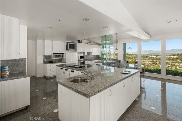 2820 Shadow Canyon Drive, Diamond Bar, CA 91765 — photo 26 of 72