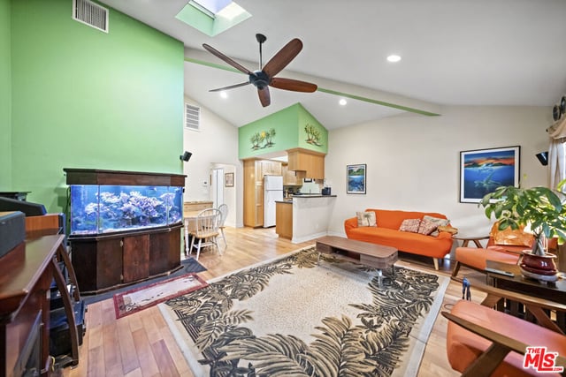 1100 Walnut Avenue 6, Long Beach, CA 90813 — photo 12 of 39