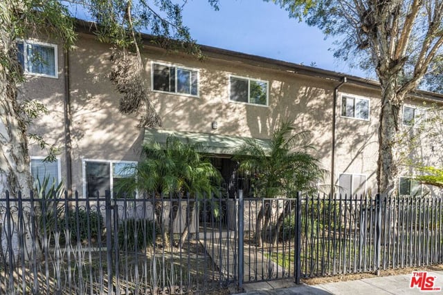 1100 Walnut Avenue 6, Long Beach, CA 90813 — photo 29 of 39