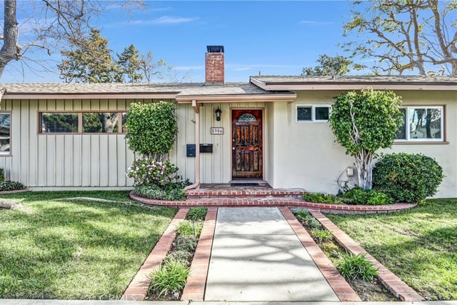 5906 Colbath, Valley Glen, CA 91401 — photo 4 of 25