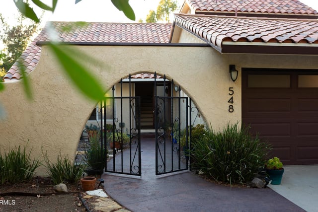 548 Live Oak Circle Drive, Calabasas, CA 91302 — photo 25 of 27
