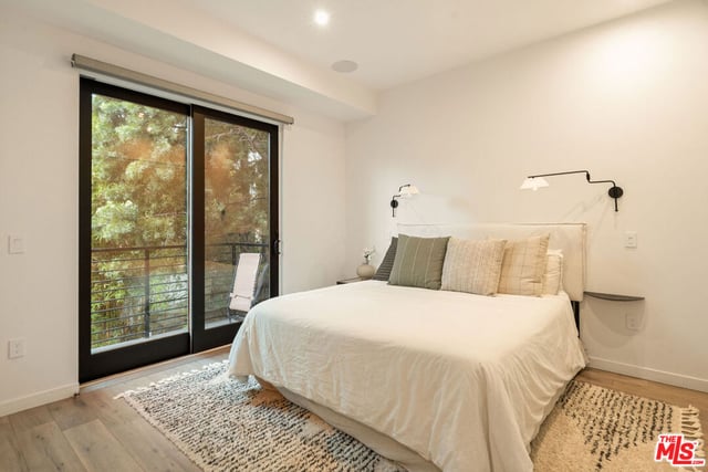 1333 Beverly Green Drive 301, Los Angeles, CA 90035 — photo 25 of 35