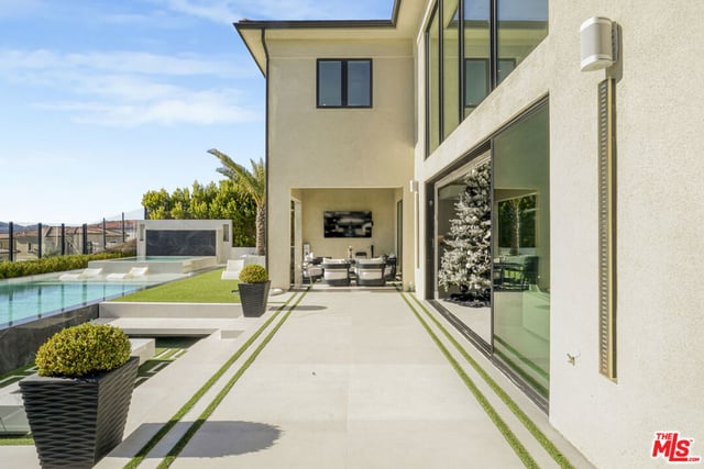 20306 W Willoughby Lane, Porter Ranch, CA 91326 — photo 19 of 40