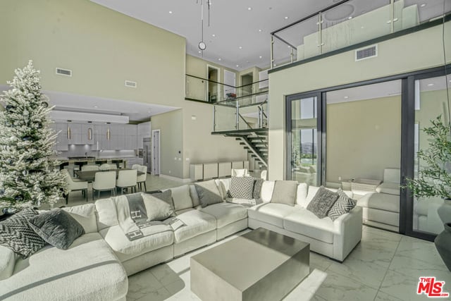 20306 W Willoughby Lane, Porter Ranch, CA 91326 — photo 9 of 40