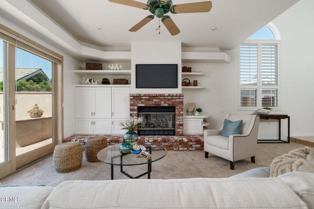 1257 Devon Lane, Ventura, CA 93001 — photo 2 of 36