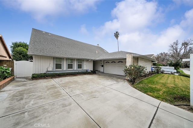 23850 Via Jacara, Valencia, CA 91355 — photo 2 of 44