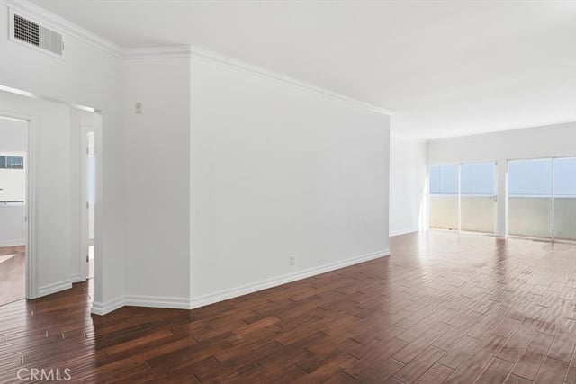 11822 Goshen Avenue 303, Los Angeles, CA 90049 — photo 3 of 22