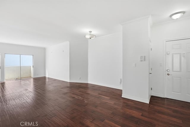 11822 Goshen Avenue 303, Los Angeles, CA 90049 — photo 5 of 22