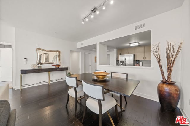 436 S Virgil Avenue PH7, Los Angeles, CA 90020 — photo 3 of 12