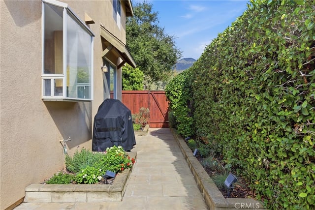 108 S Mountain A, Monrovia, CA 91016 — photo 45 of 54