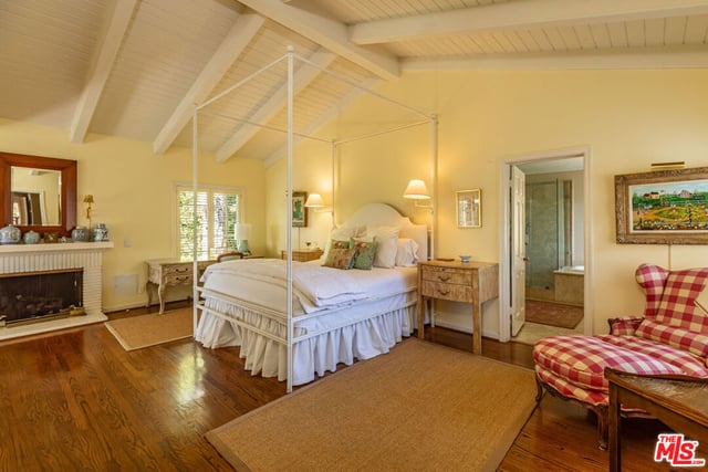 551 Perugia Way, Los Angeles, CA 90077 — photo 10 of 15