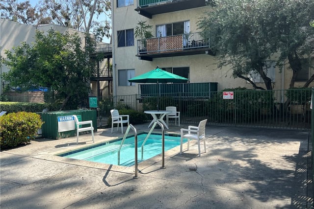 5460 White Oak G101, Encino, CA 91316 — photo 4 of 6
