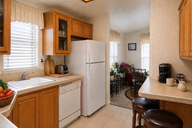 2550 Pacific Coast HWY 111, Torrance, CA 90505 — photo 27 of 36