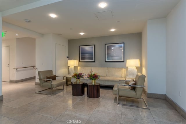 1440 Veteran Avenue 601, Los Angeles, CA 90024 — photo 4 of 34