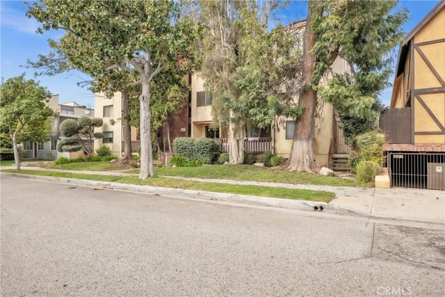 445 Ivy 204, Glendale, CA 91204 — photo 7 of 21