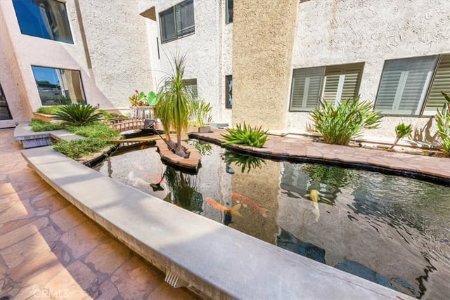 5310 Zelzah Unit 114, Encino, CA 91316 — photo 10 of 12