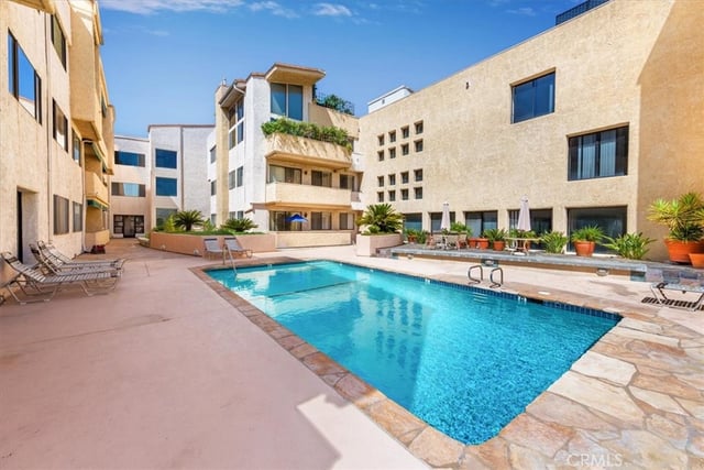 5310 Zelzah Unit 114, Encino, CA 91316 — photo 11 of 12