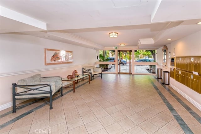 5310 Zelzah Unit 114, Encino, CA 91316 — photo 2 of 12