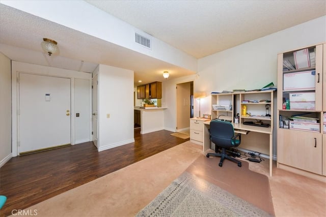 5310 Zelzah Unit 114, Encino, CA 91316 — photo 3 of 12