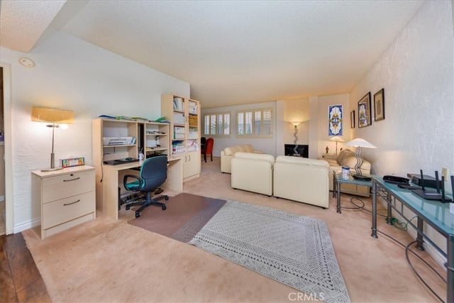 5310 Zelzah Unit 114, Encino, CA 91316 — photo 4 of 12