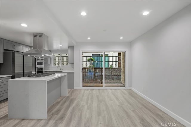 227 E Burbank C, Burbank, CA 91502 — photo 9 of 36