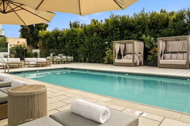 505 S Barrington Avenue 104, Los Angeles, CA 90049 — photo 42 of 55