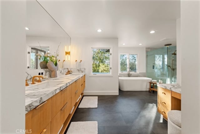 4017 Nogales, Tarzana, CA 91356 — photo 38 of 60