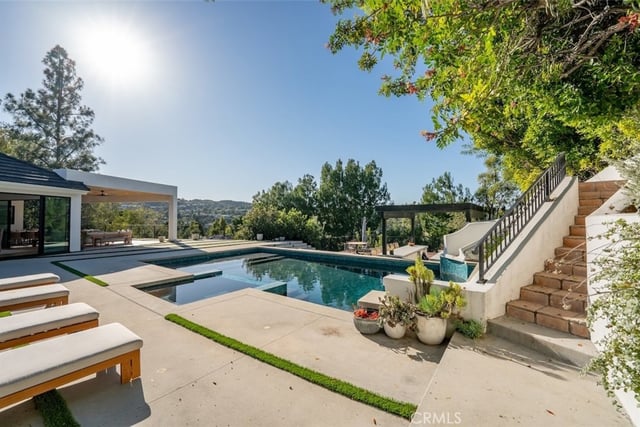 4017 Nogales, Tarzana, CA 91356 — photo 46 of 60