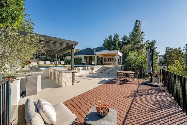 4017 Nogales, Tarzana, CA 91356 — photo 9 of 60
