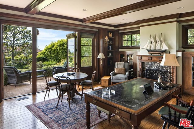 1667 Amalfi Drive, Pacific Palisades, CA 90272 — photo 7 of 42